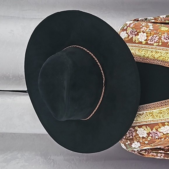 Ruby's Rubbish Boho Black Faux Suede Hat, OS, NWT - Picture 2 of 3